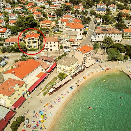 Studio Apartments Cavrak With Terrace Baška Eksteriør bilde