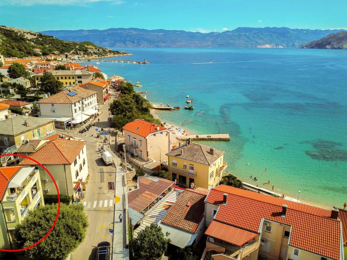 Studio Apartments Cavrak With Terrace Baška Eksteriør bilde